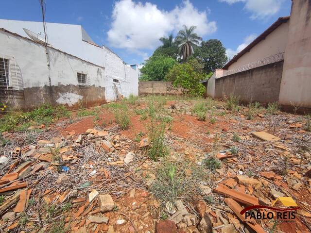 #230 - Terreno para Venda em Monte Carmelo - MG - 2