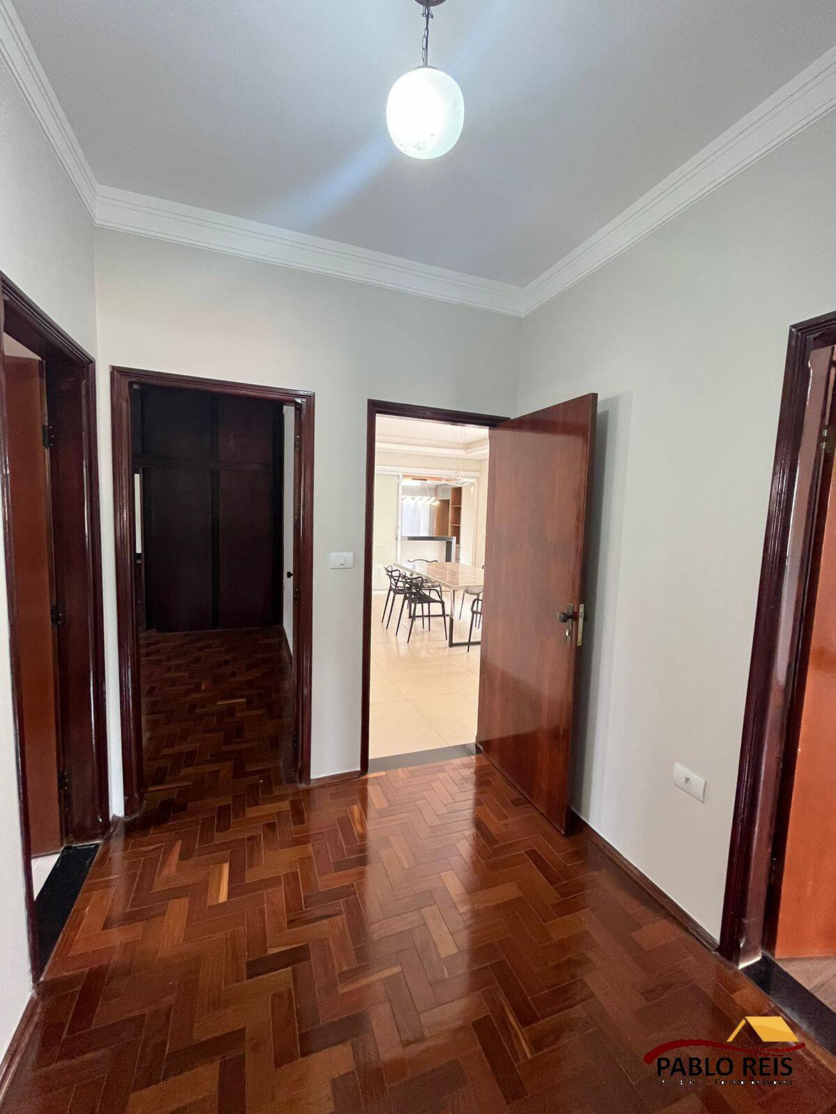 Casa à venda com 3 quartos, 360m² - Foto 11