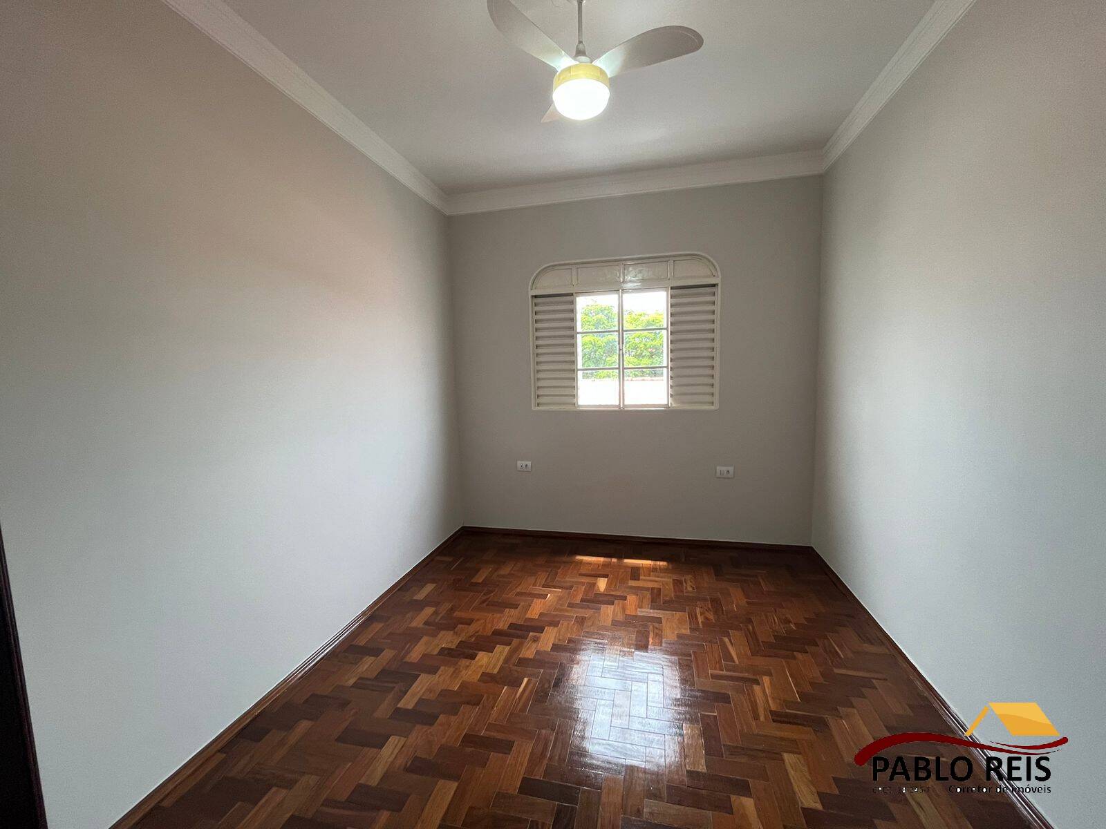 Casa à venda com 3 quartos, 360m² - Foto 21