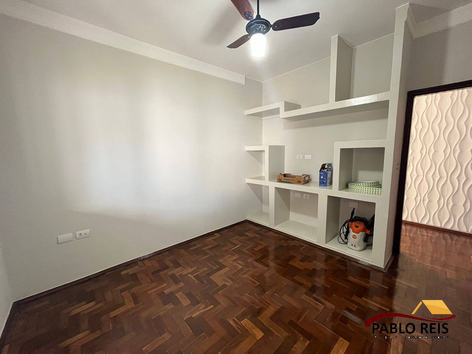 Casa à venda com 3 quartos, 360m² - Foto 9