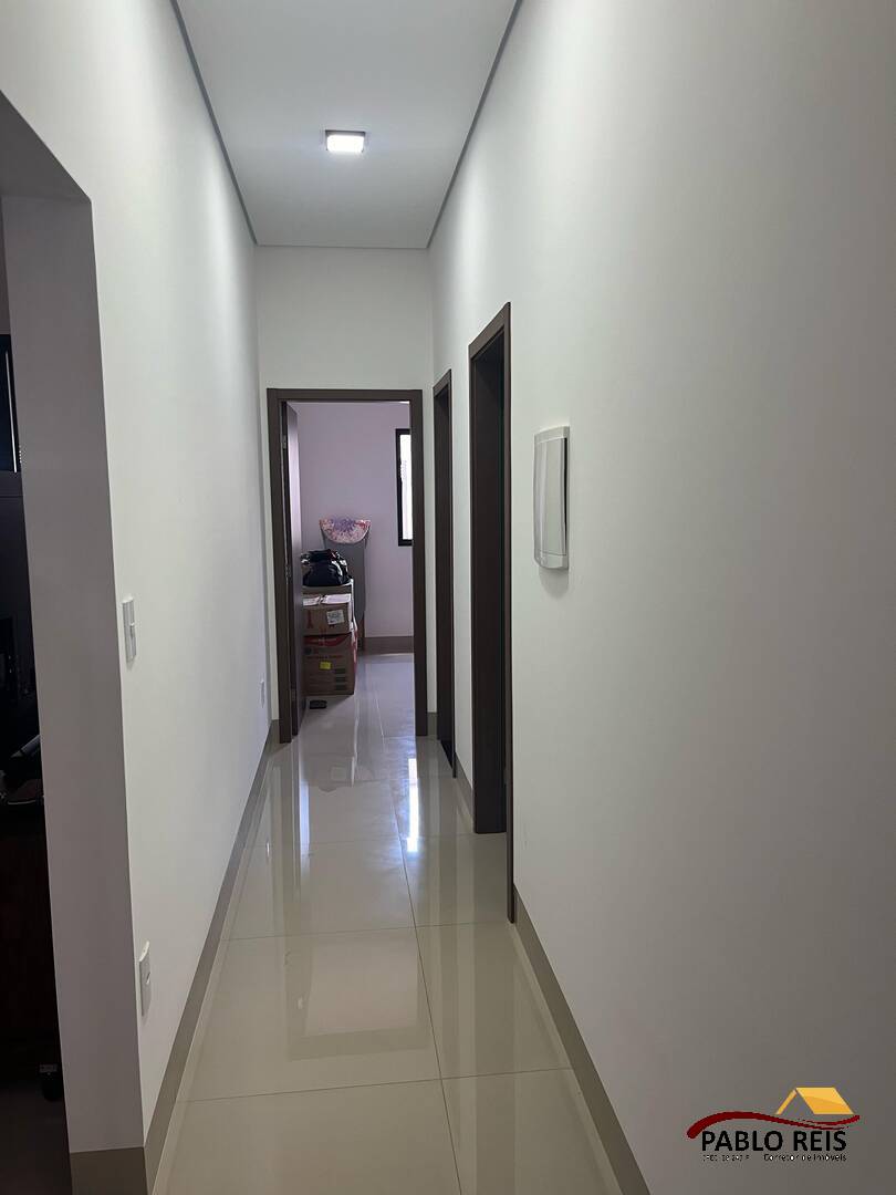 Casa à venda com 3 quartos, 177m² - Foto 14