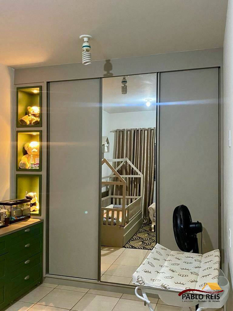 Casa à venda com 3 quartos, 150m² - Foto 1