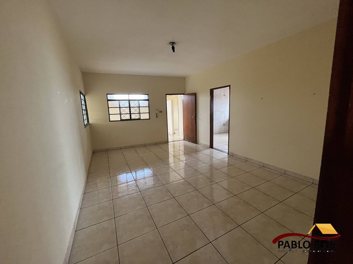 Sobrado à venda com 4 quartos, 435m² - Foto 2