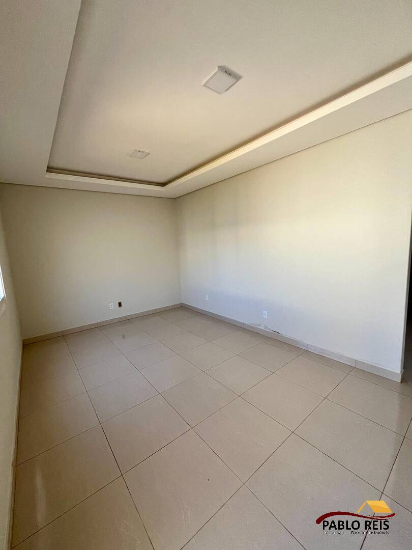 Casa à venda com 3 quartos, 100m² - Foto 11