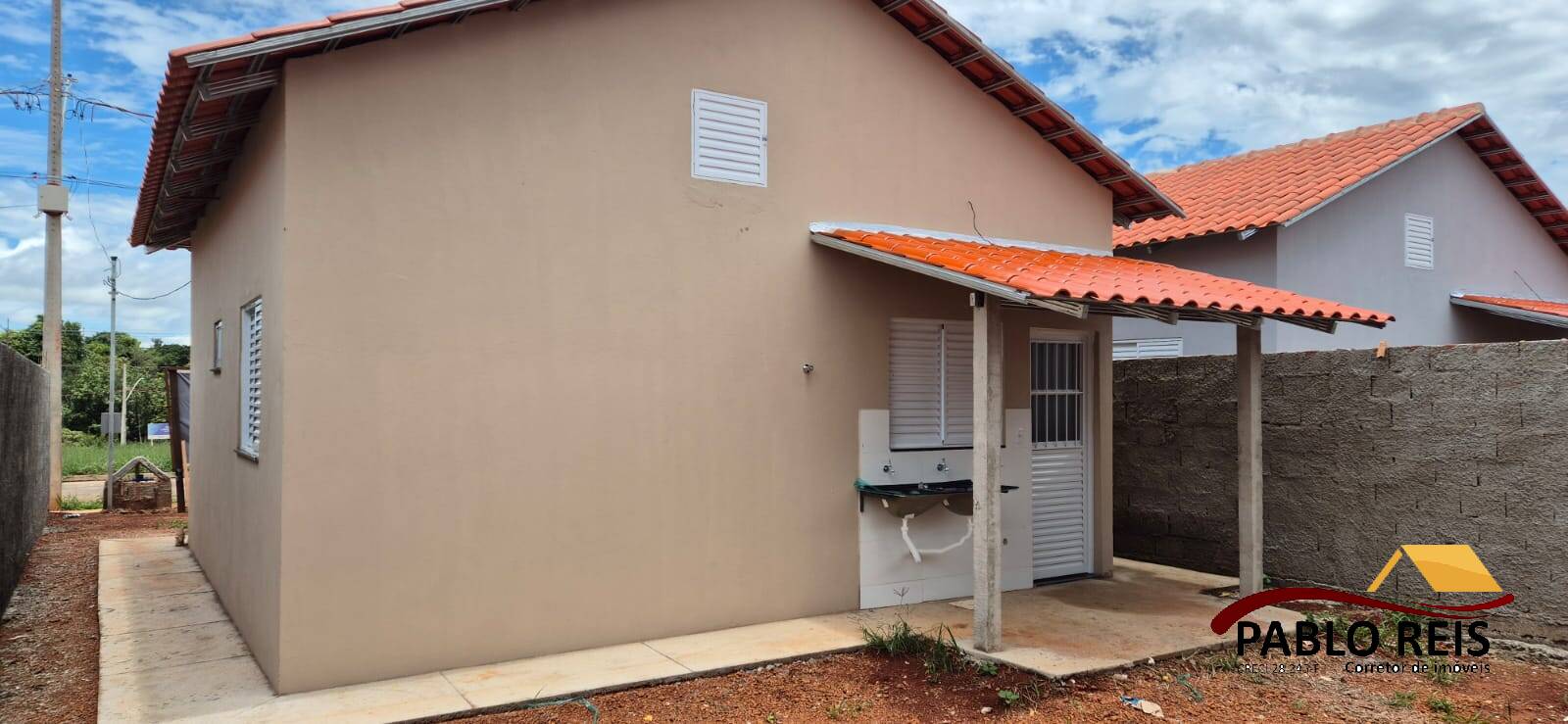 Casa à venda com 2 quartos, 50m² - Foto 9